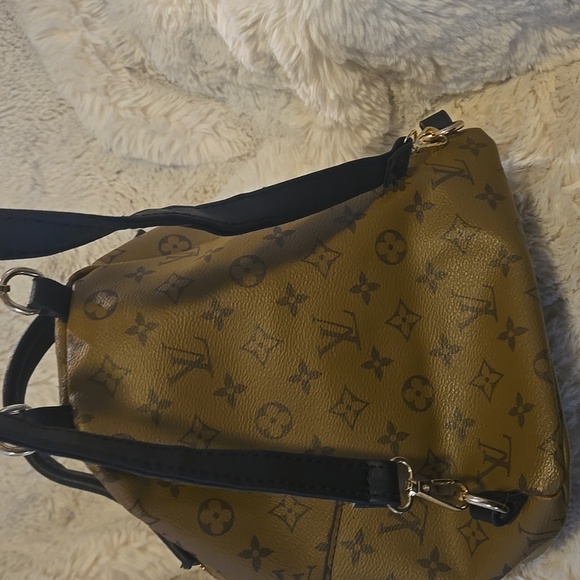 Generic Palm Spring Reverse Monogram L... V.... - Picture 6 of 11